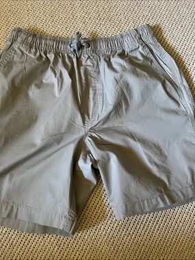 Shorts mens new size S cotton Basic Editions pockets